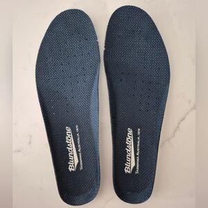 Blundstone navy blue basic insoles. Women's size 9 US